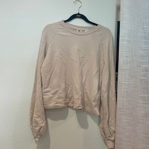 Levi’s light pink crewneck sweater